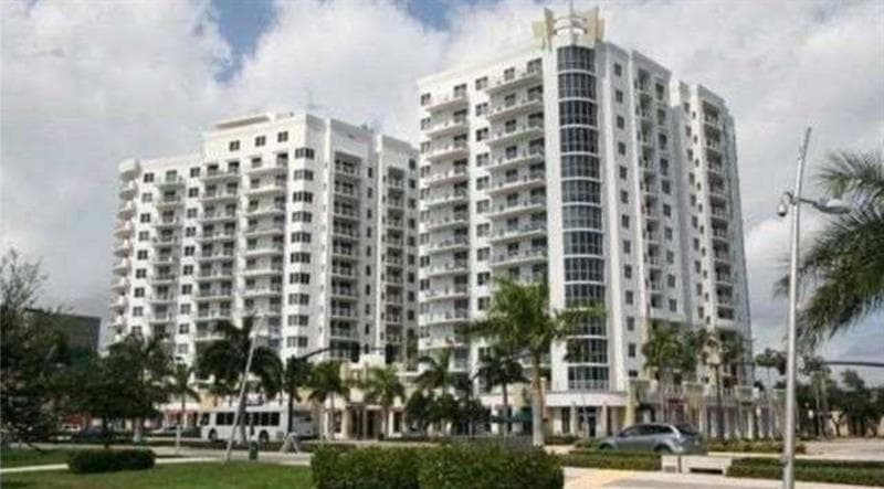 1830 Radius Drive, Hollywood, FL 33020