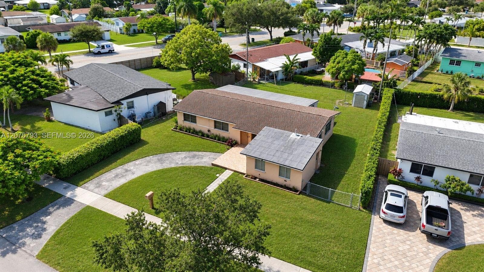 9500 Cutler Ridge Dr, Cutler Bay, FL 33157 photo 3