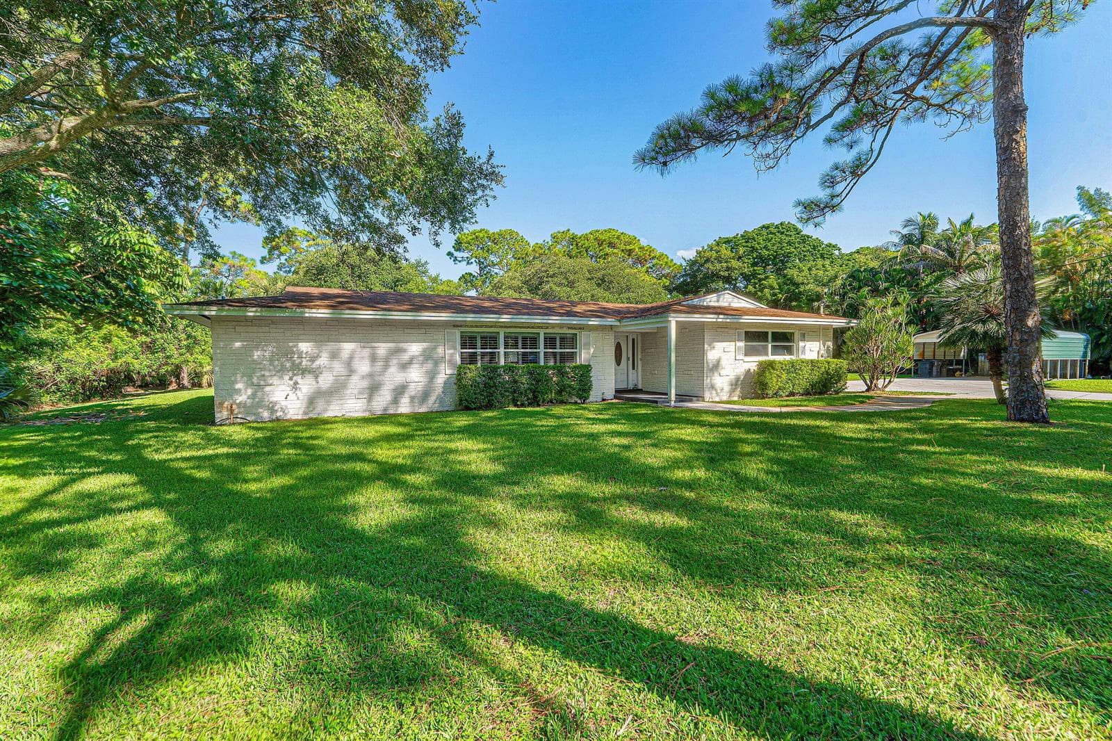 8645 Square Lake Drive, Palm Beach Gardens, FL 33418 photo 3