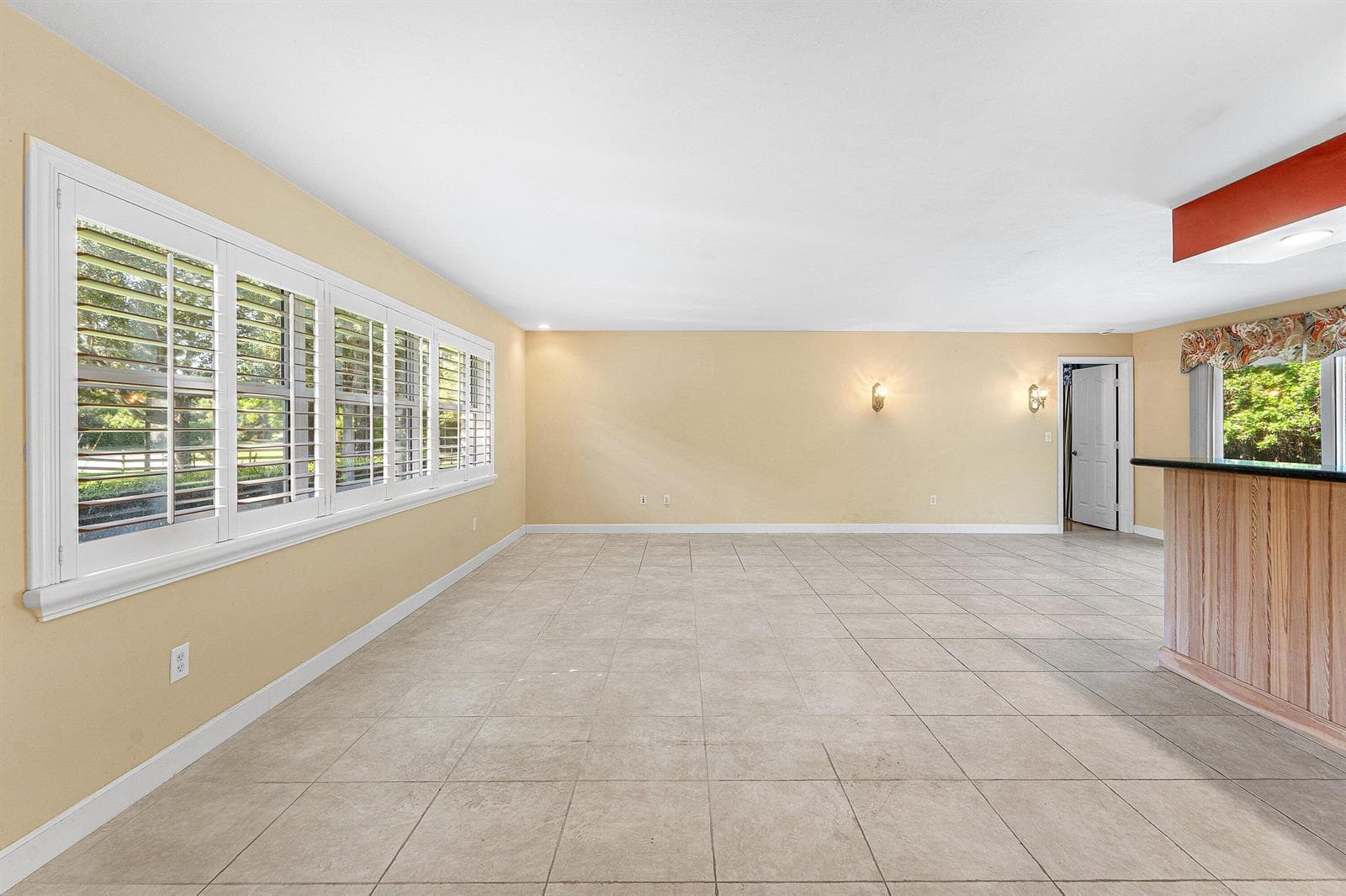 8645 Square Lake Drive, Palm Beach Gardens, FL 33418 photo 5