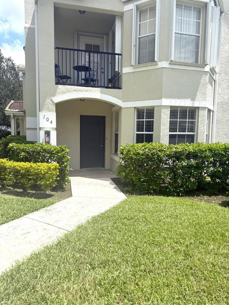 102 SW Peacock Boulevard # 2-104, Port St. Lucie, FL 34986 photo 2