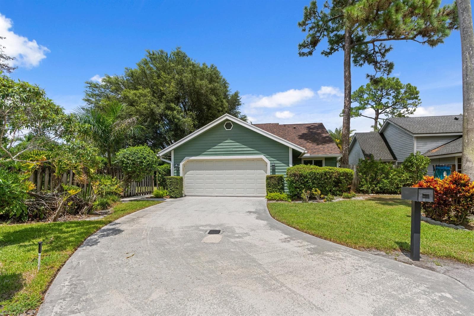 433 Goldenwood Way, Wellington, FL 33414 photo 2
