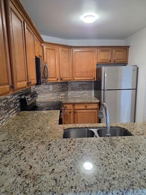 6955 NW 186th St # F306, Hialeah, FL 33015 photo 5