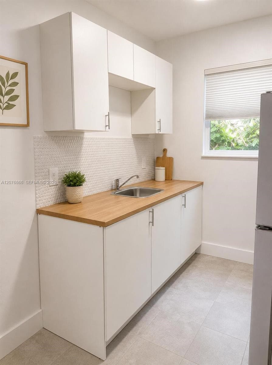 7510 Byron Ave # 1, Miami Beach, FL 33141 photo 3