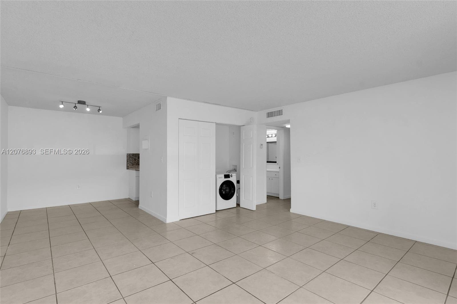 7100 Fairway Dr # K11, Miami Lakes, FL 33014 photo 2