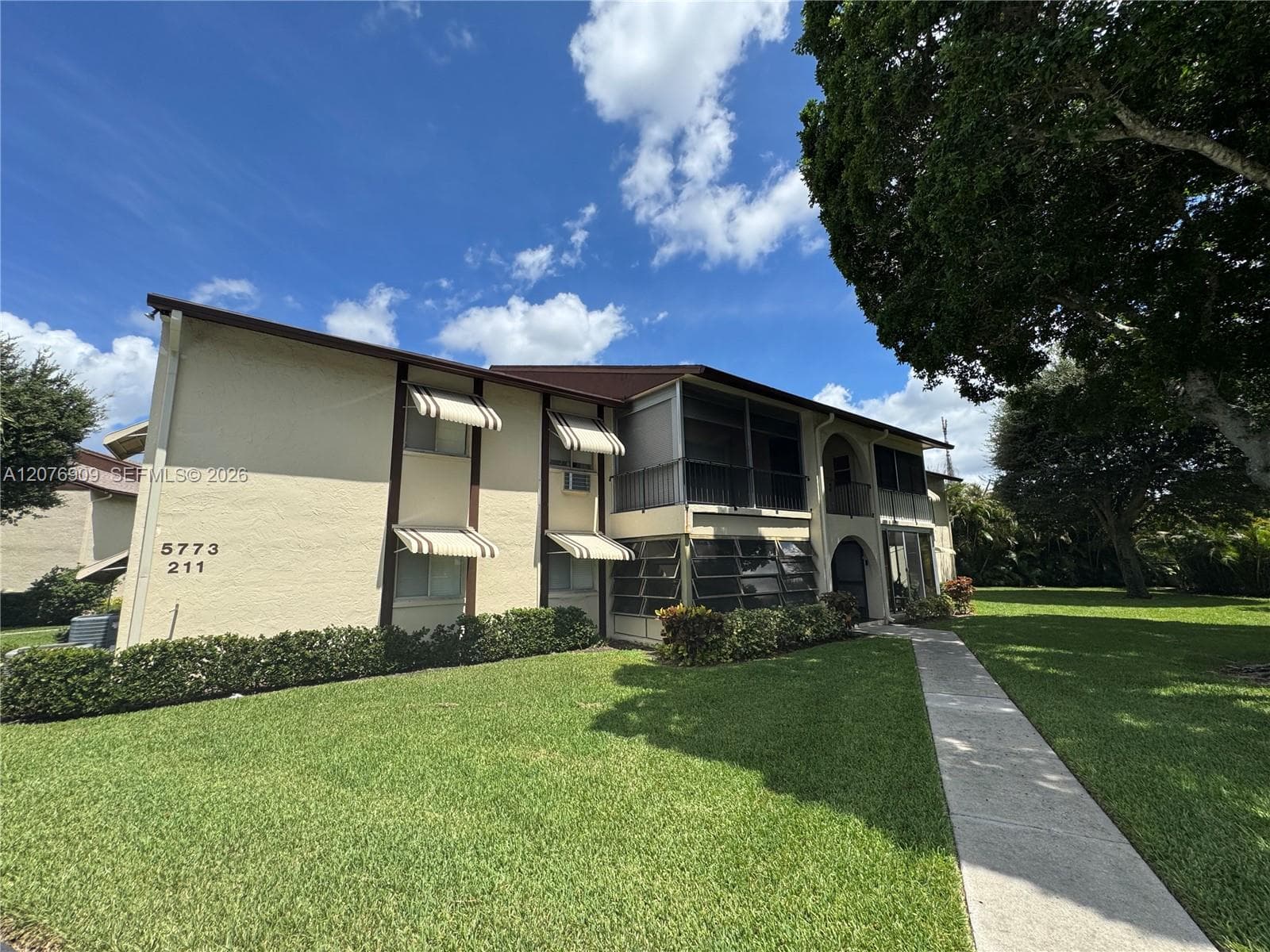 5773 La Pinata Blvd # A-1, Green Acres, FL 33463 photo 3