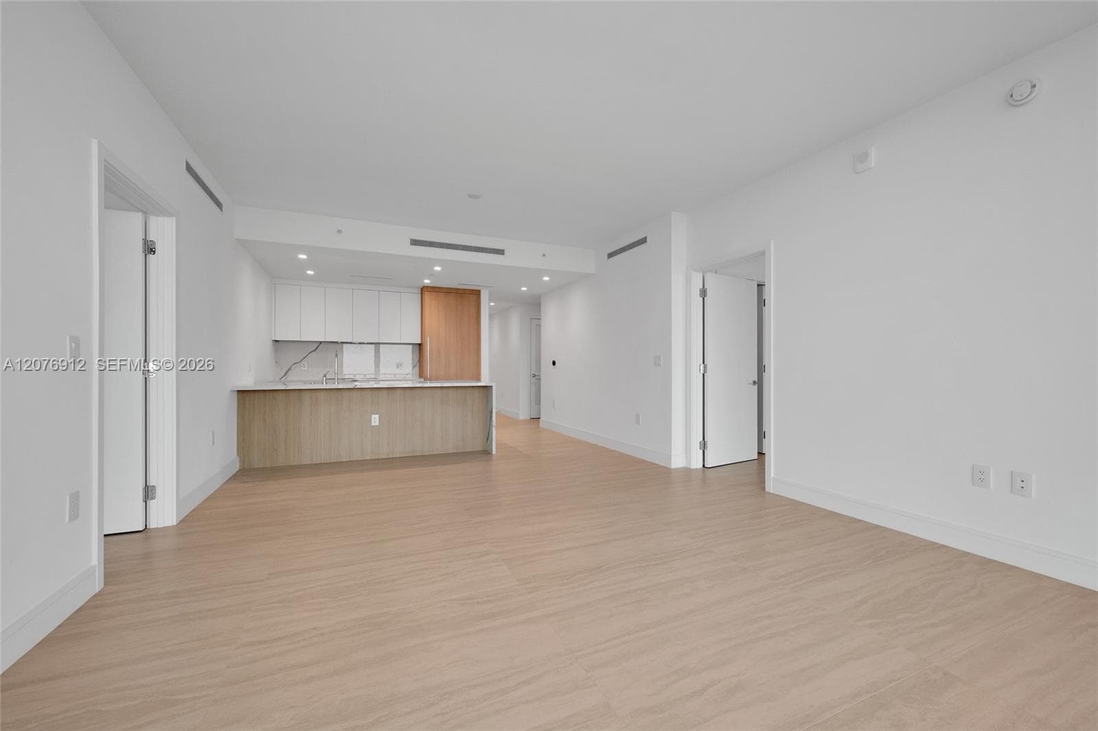 2411 Laguna Circle # 2402, North Miami, FL 33181 photo 5
