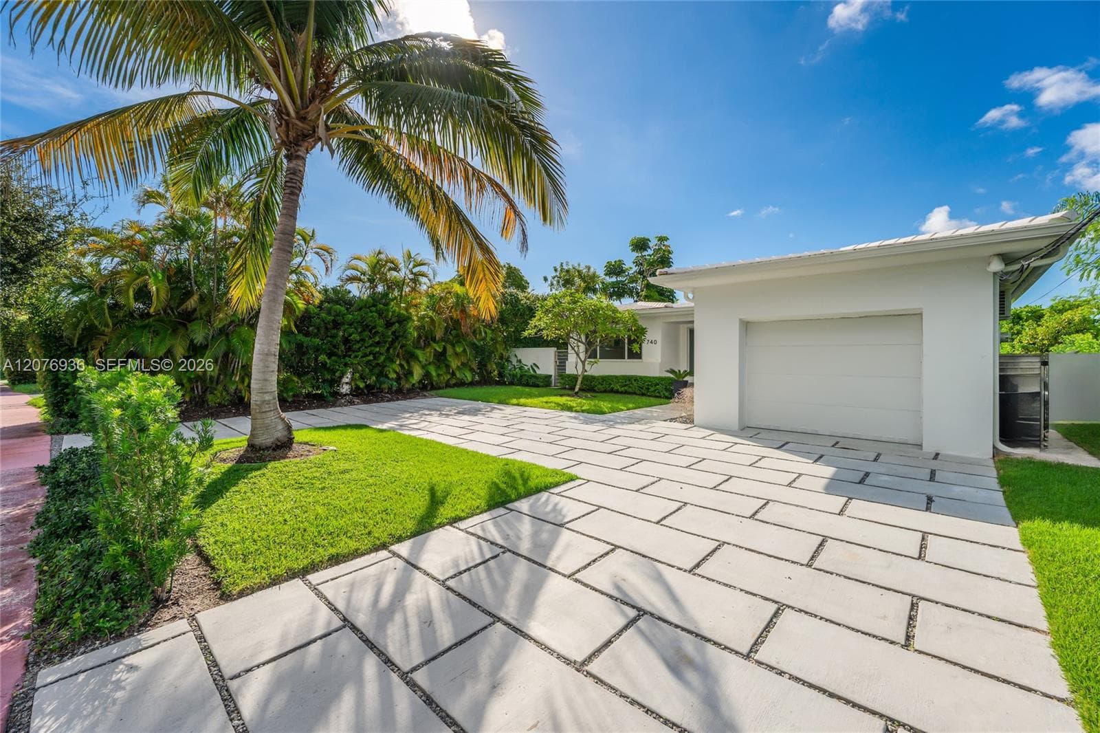 740 S Shore Dr, Miami Beach, FL 33141 photo 2