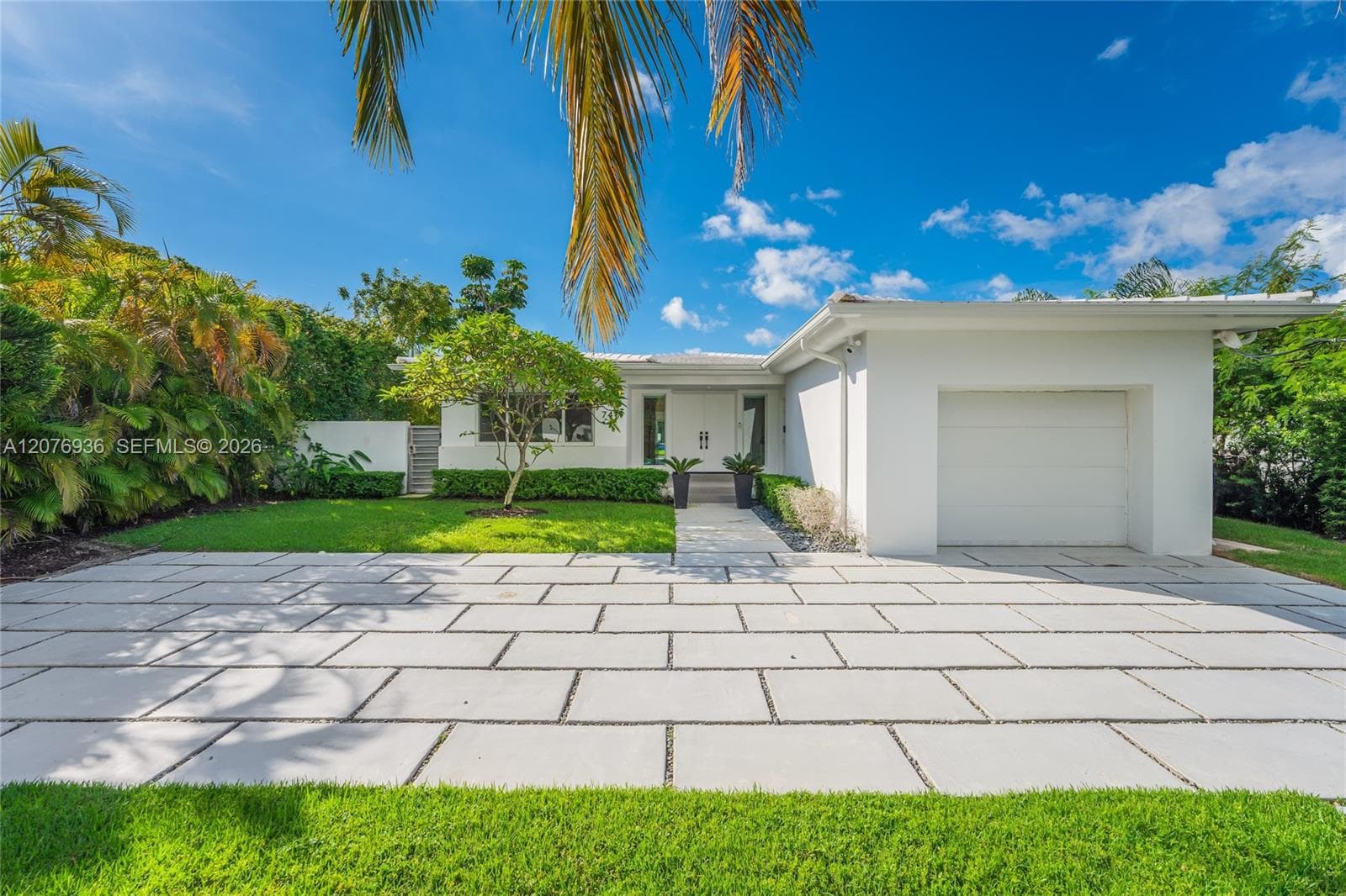 740 S Shore Dr, Miami Beach, FL 33141 photo 3
