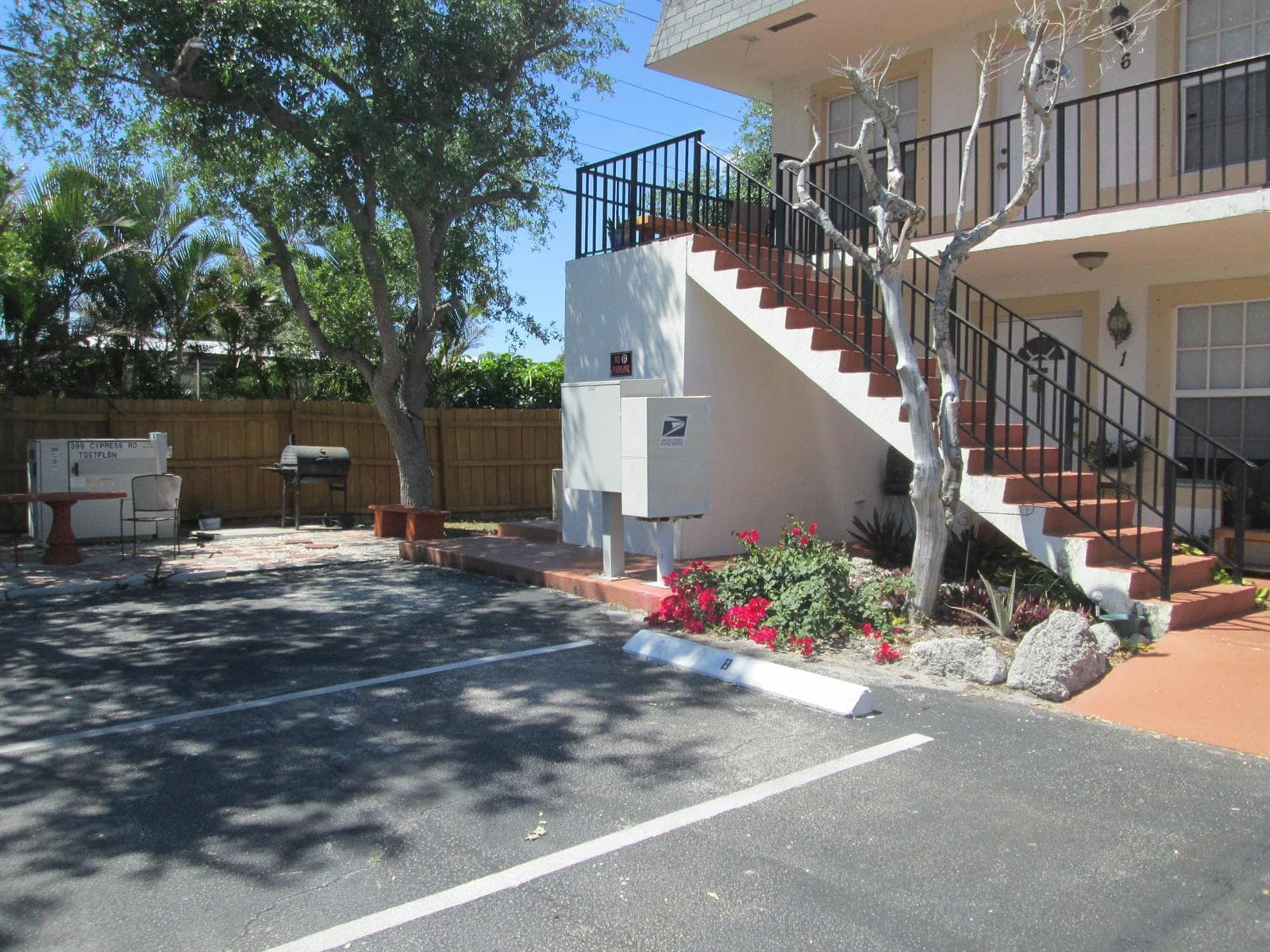 405 N Cypress Drive # 4, Tequesta, FL 33469 photo 2