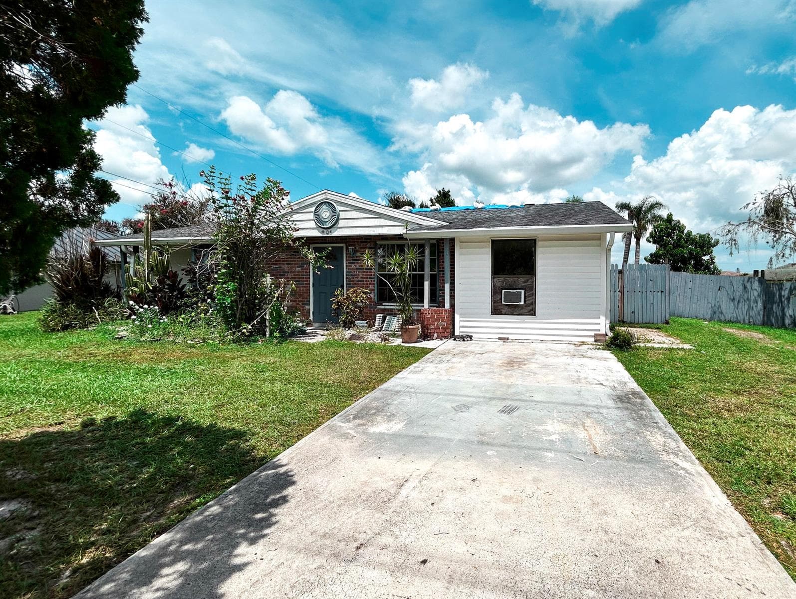 201 NW Floresta Drive, Port St. Lucie, FL 34983 photo 2