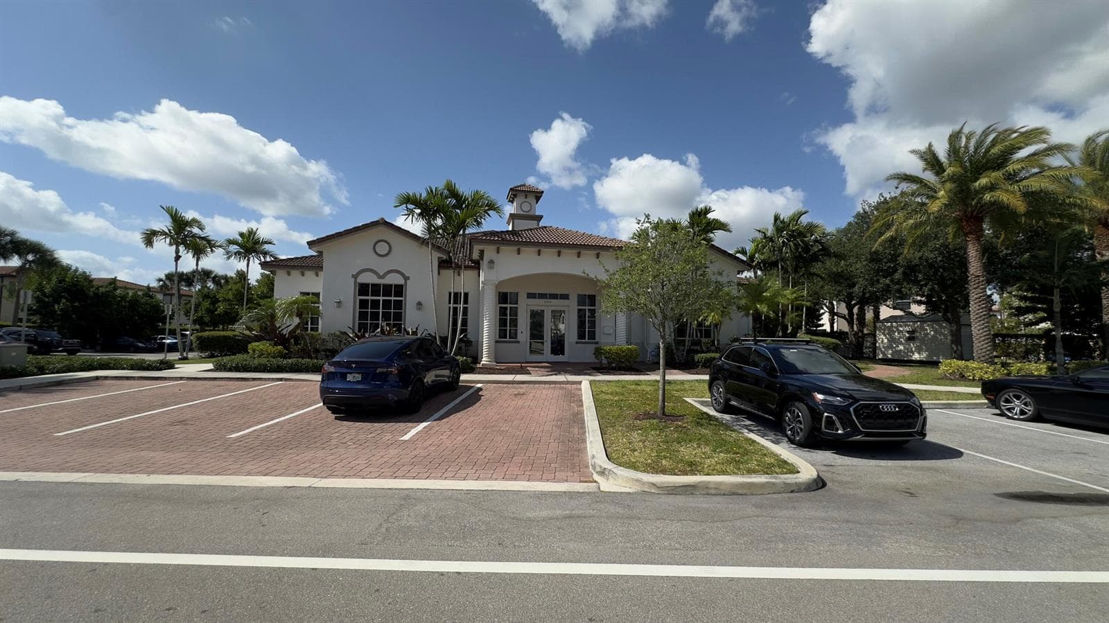 4230 NAPOLI LAKE Drive, Riviera Beach, FL 33410 photo 4