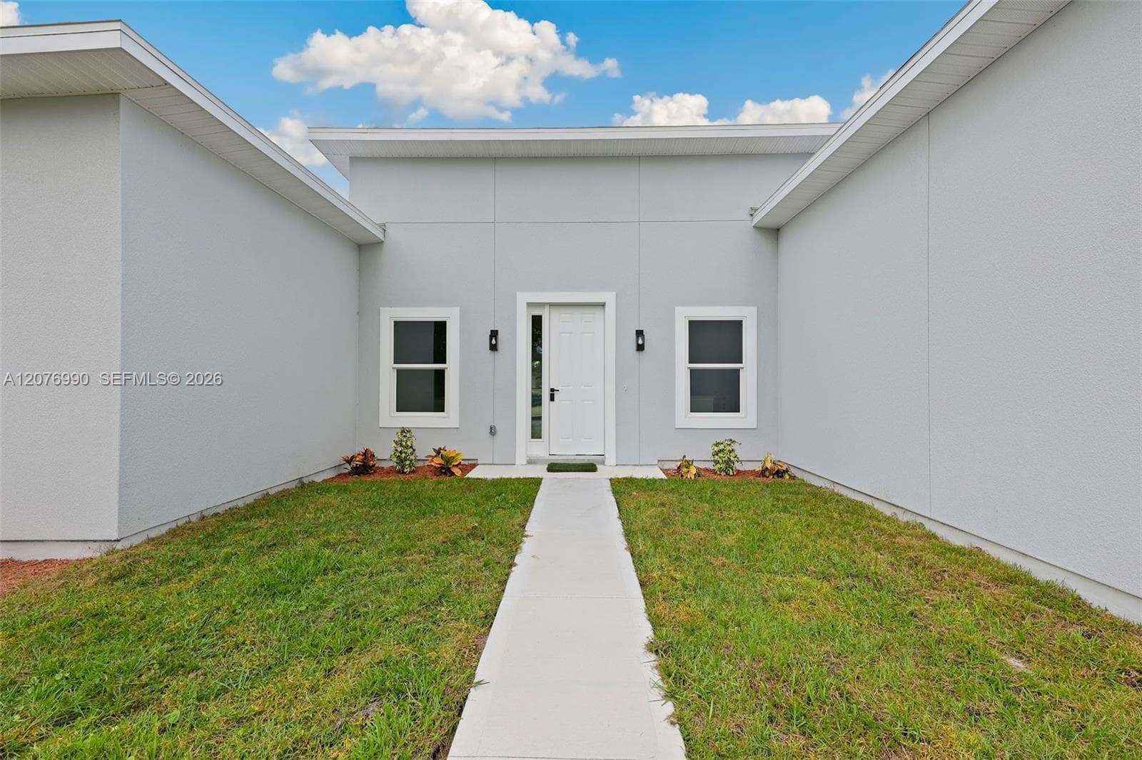 746 HARRIET AVE, Palm Bay, FL 32908 photo 3