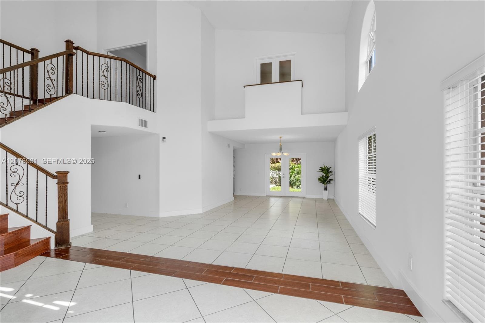 950 NW 197th Ter, Pembroke Pines, FL 33029 photo 4
