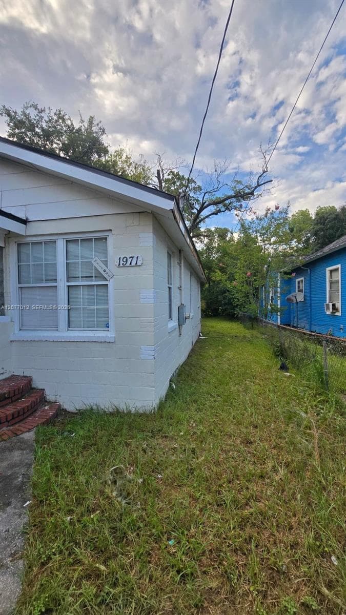 1971 Ella, Jacksonville, FL 32209