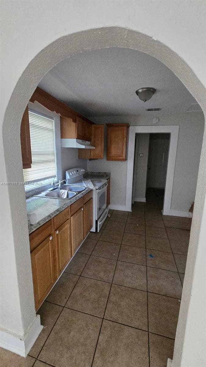1971 Ella, Jacksonville, FL 32209 photo 4