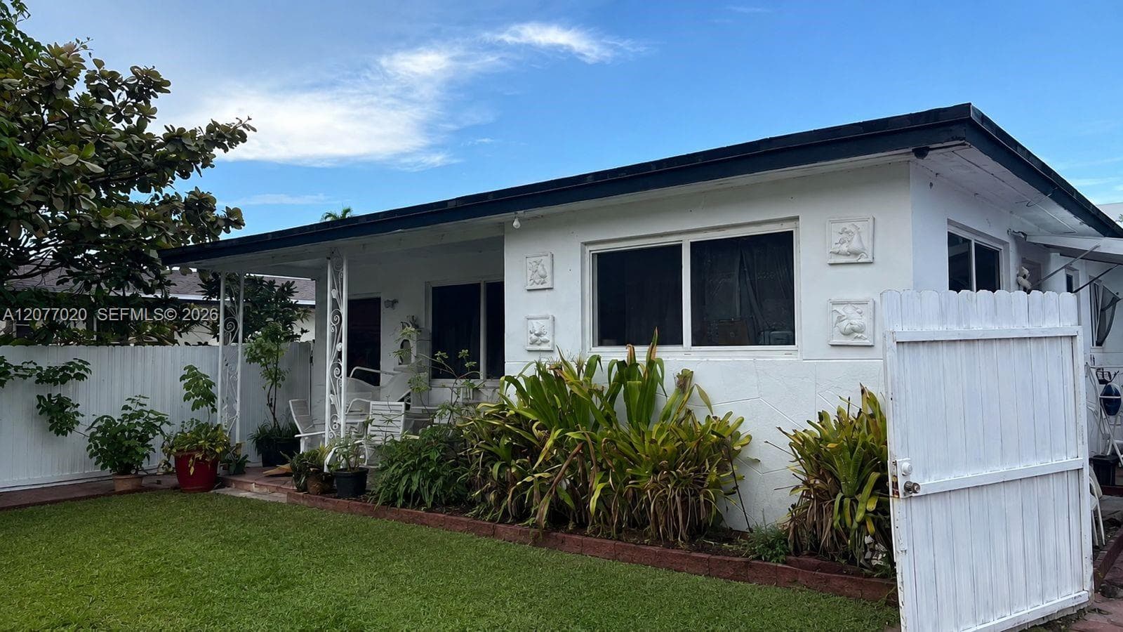 13741 NE 20th Pl, North Miami Beach, FL 33181