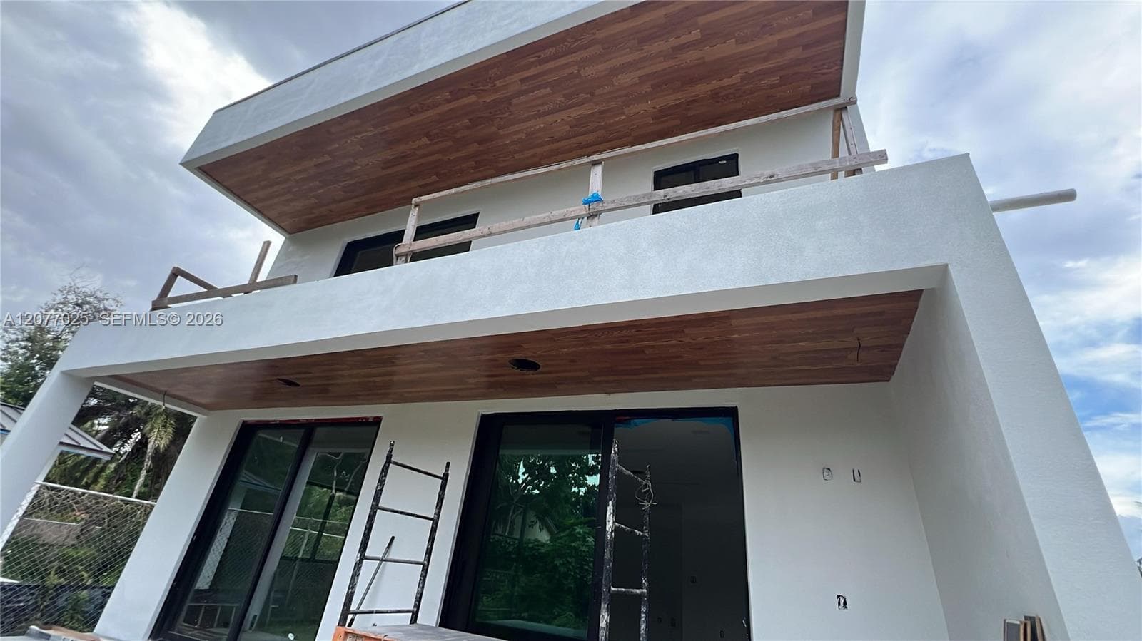 1810 SW 30th Ter, Fort Lauderdale, FL 33312 photo 2