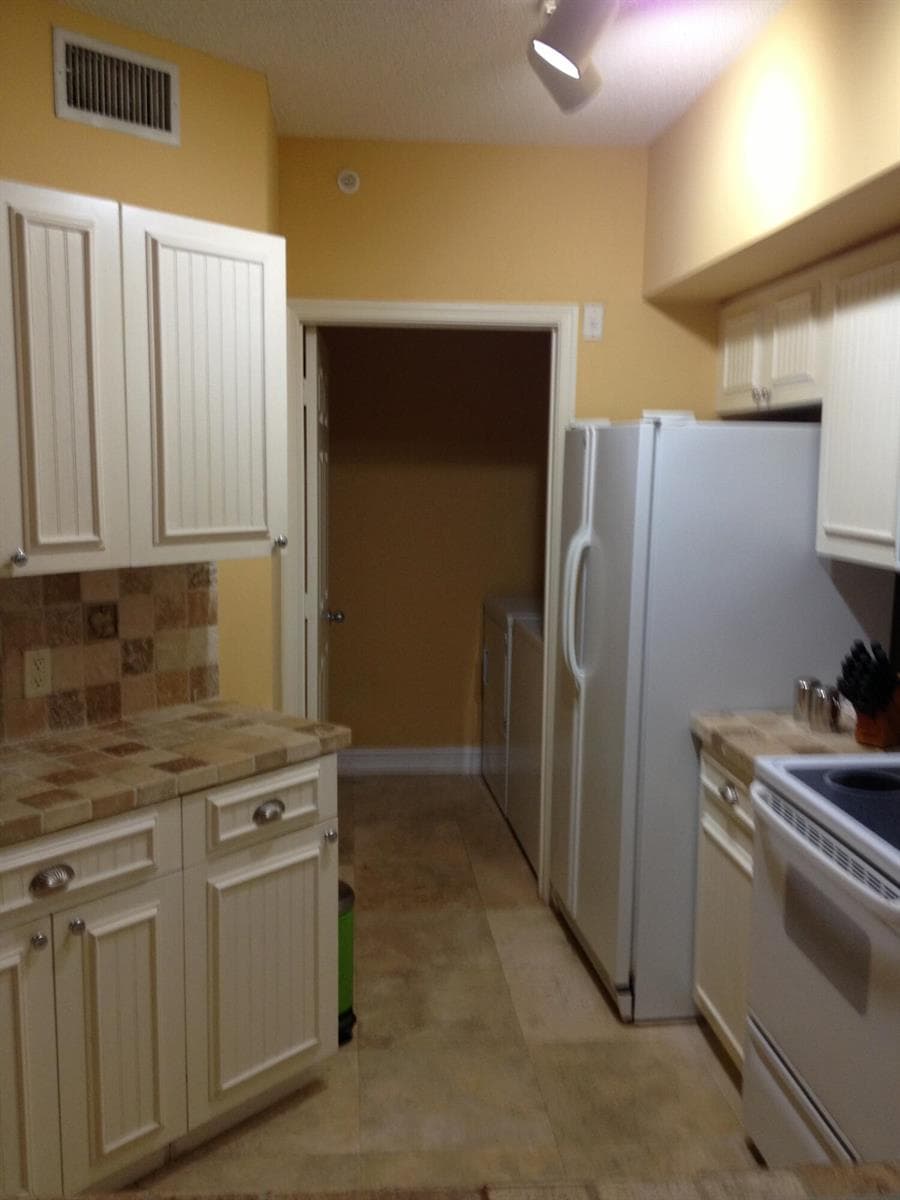 11760 SW SAINT ANDREWS Place # 103, Wellington, FL 33414 photo 3