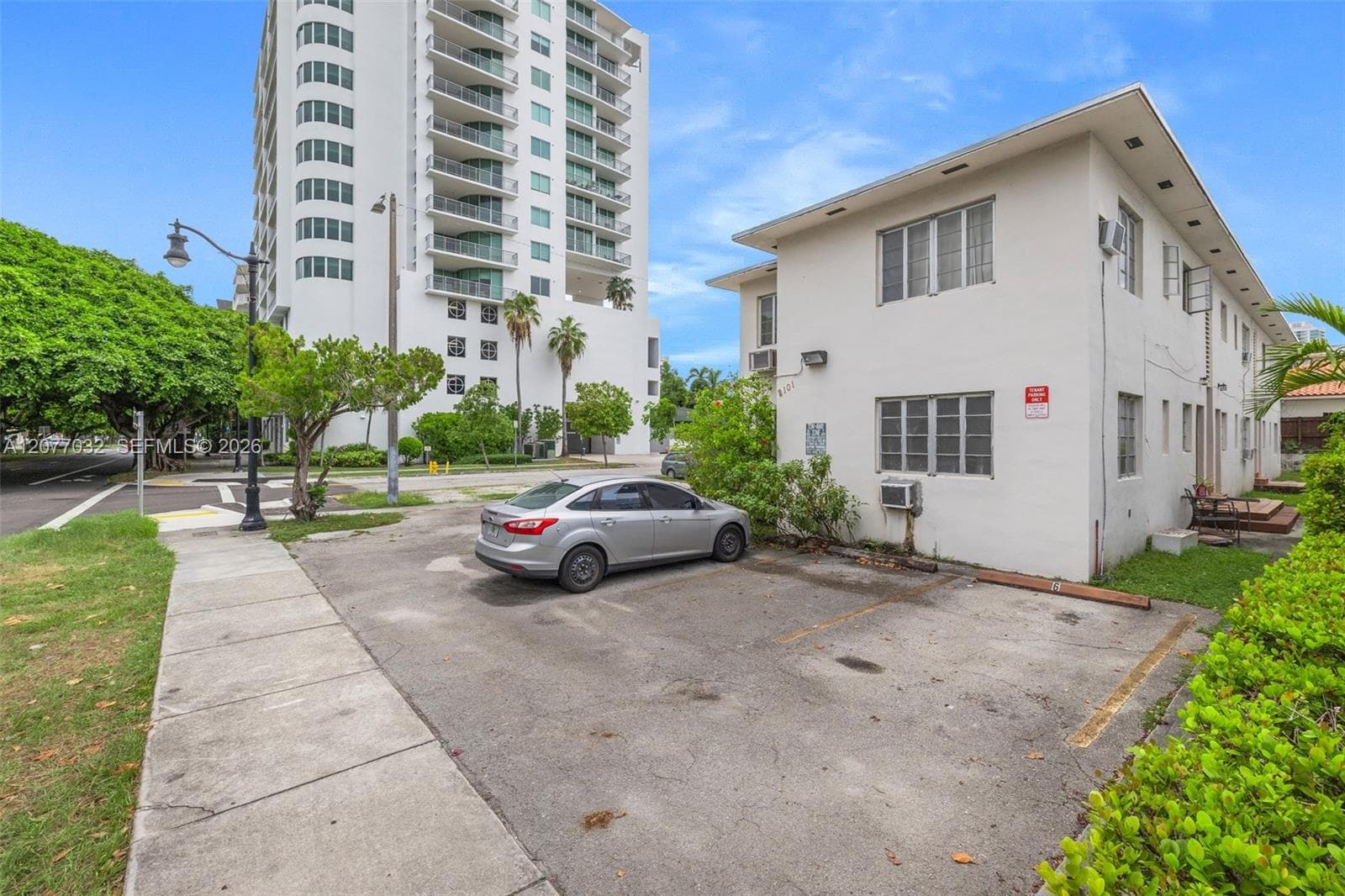 2101 SW 3rd Ave, Miami, FL 33129 photo 2