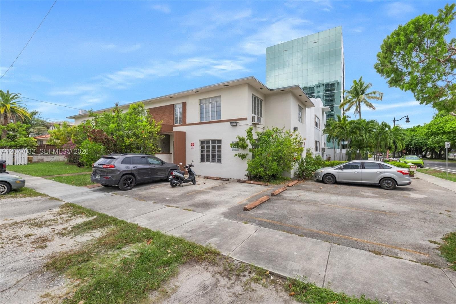 2101 SW 3rd Ave, Miami, FL 33129 photo 3