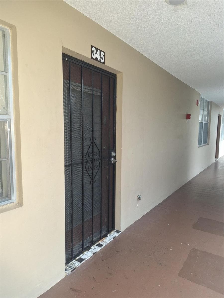 2601 NW 48TH Terrace # 345, Lauderdale Lakes, FL 33313 photo 2