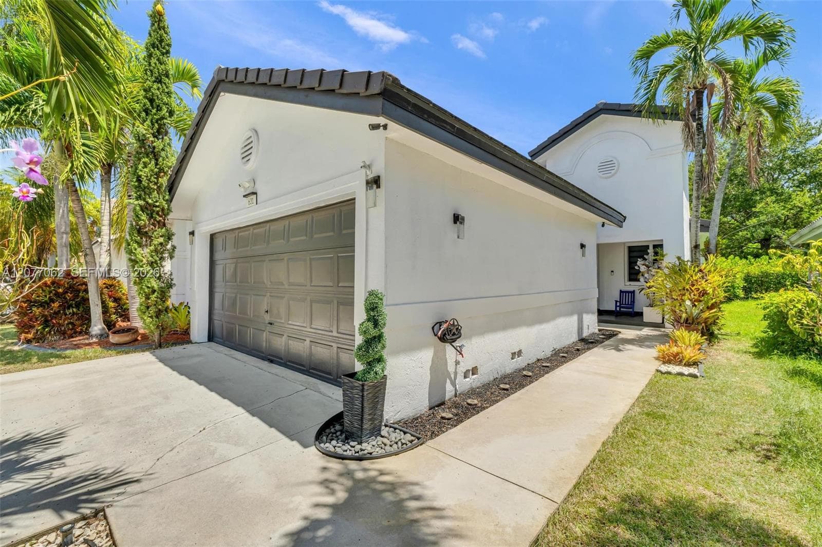 631 SW 176th Ave, Pembroke Pines, FL 33029 photo 3