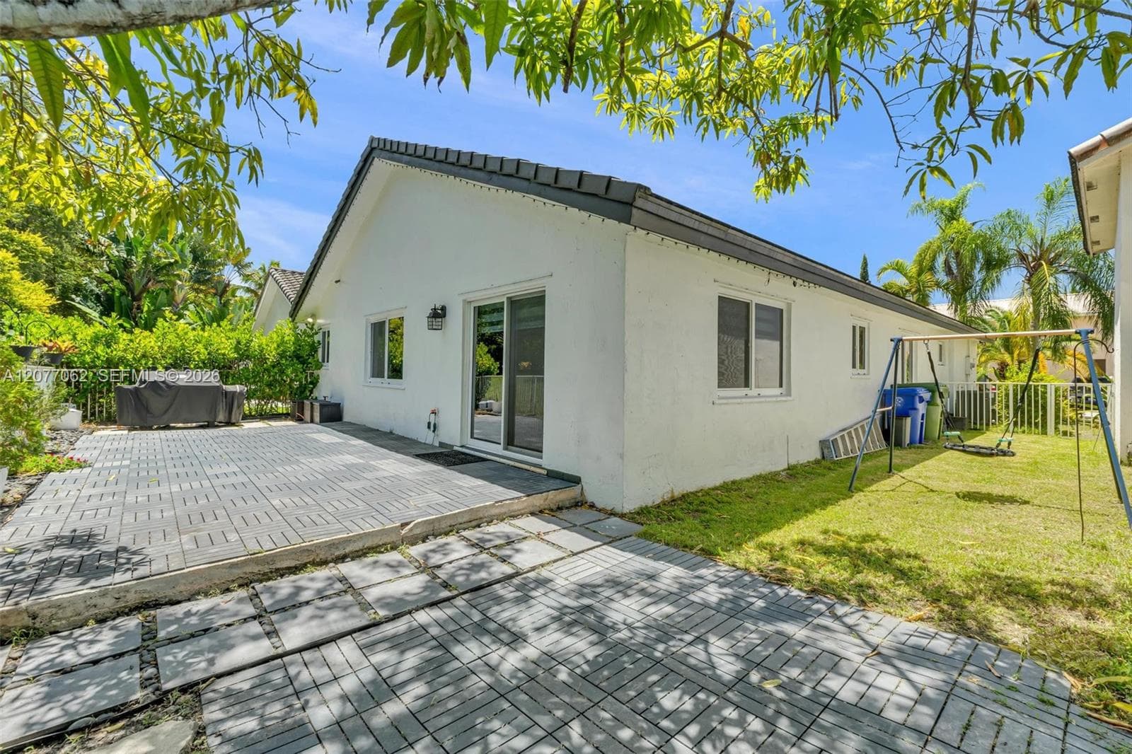 631 SW 176th Ave, Pembroke Pines, FL 33029 photo 4
