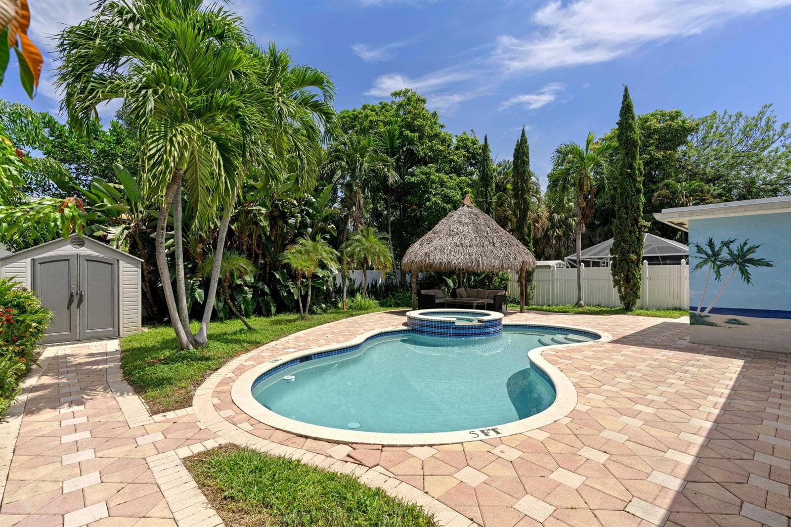 319 SW 2ND Street, Boca Raton, FL 33432 photo 2