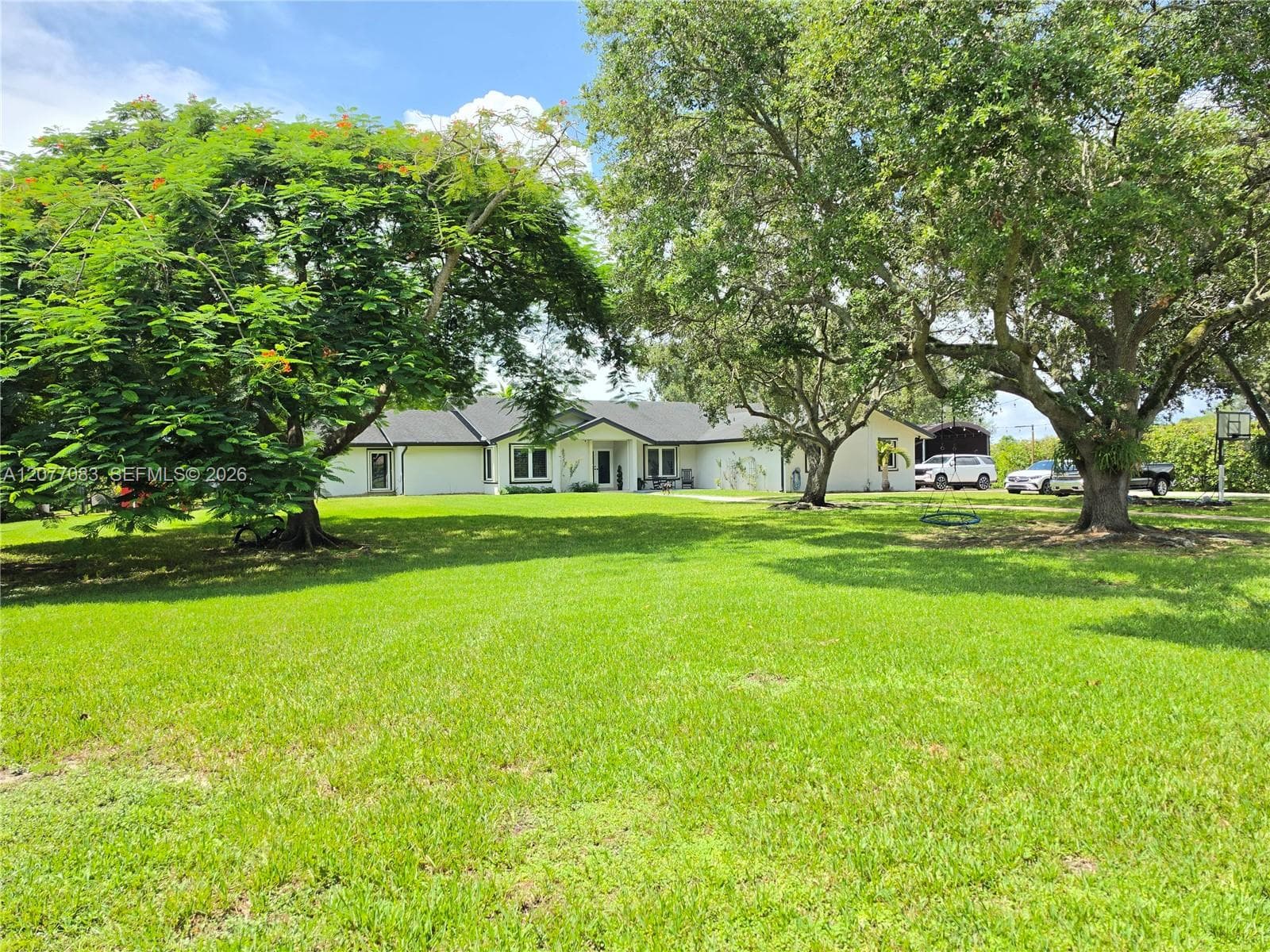 15290 SW 200th St, Miami, FL 33187 photo 2