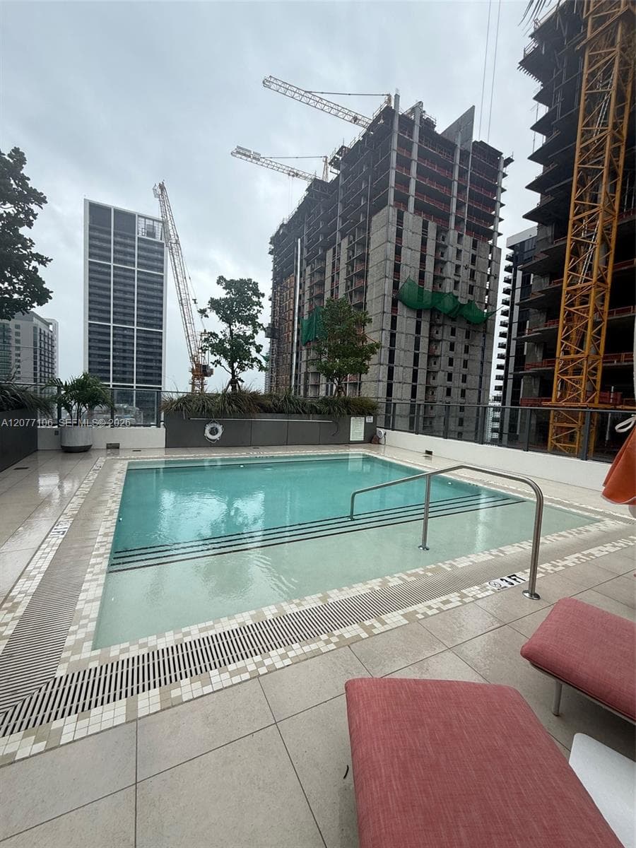 11 NE 6th St # 706, Miami, FL 33132 photo 4