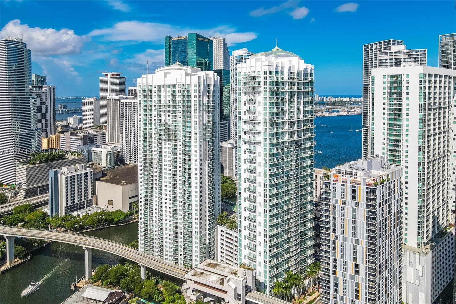 41 SE 5th St # 807, Miami, FL 33131