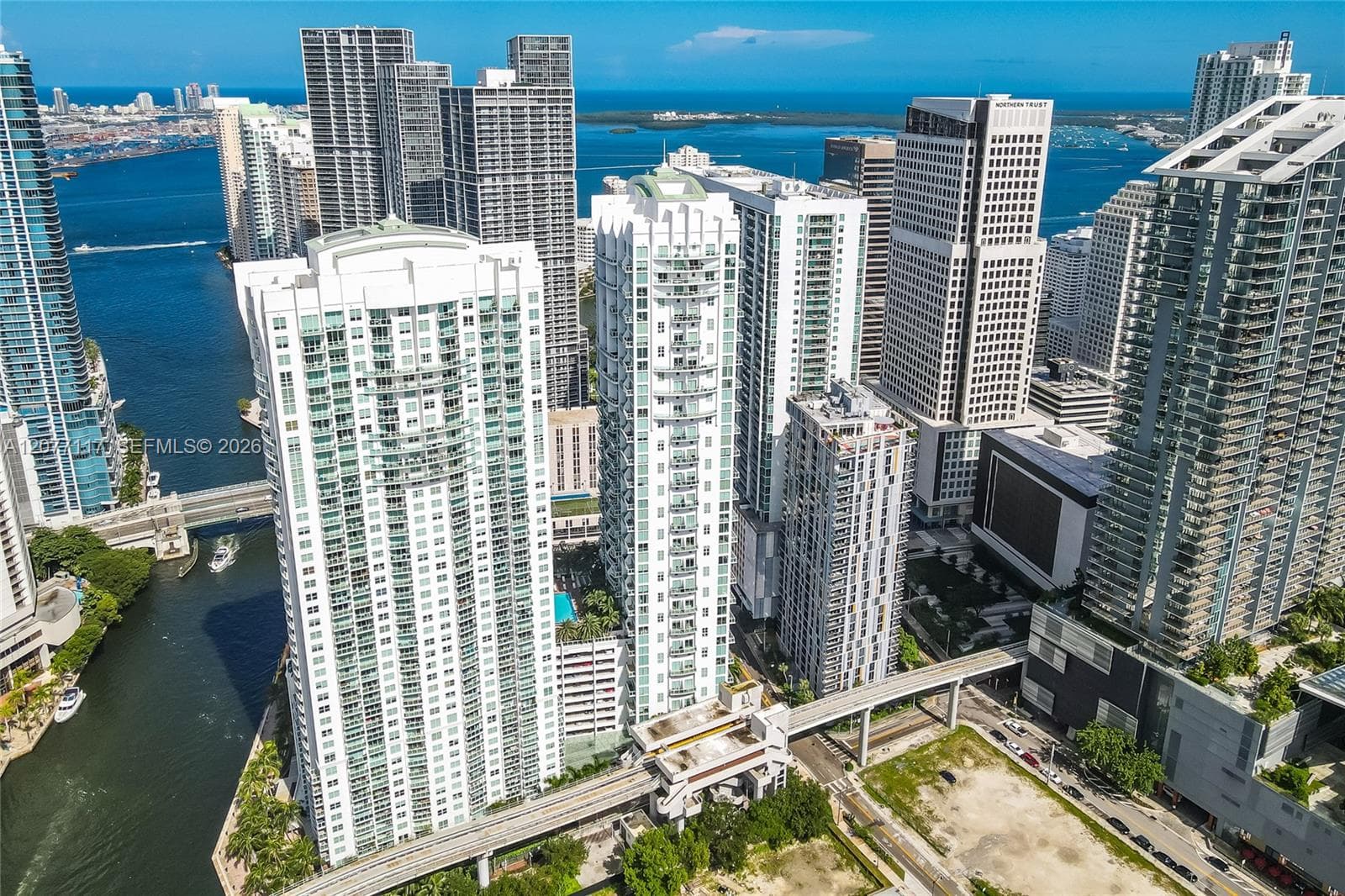 41 SE 5th St # 807, Miami, FL 33131 photo 5
