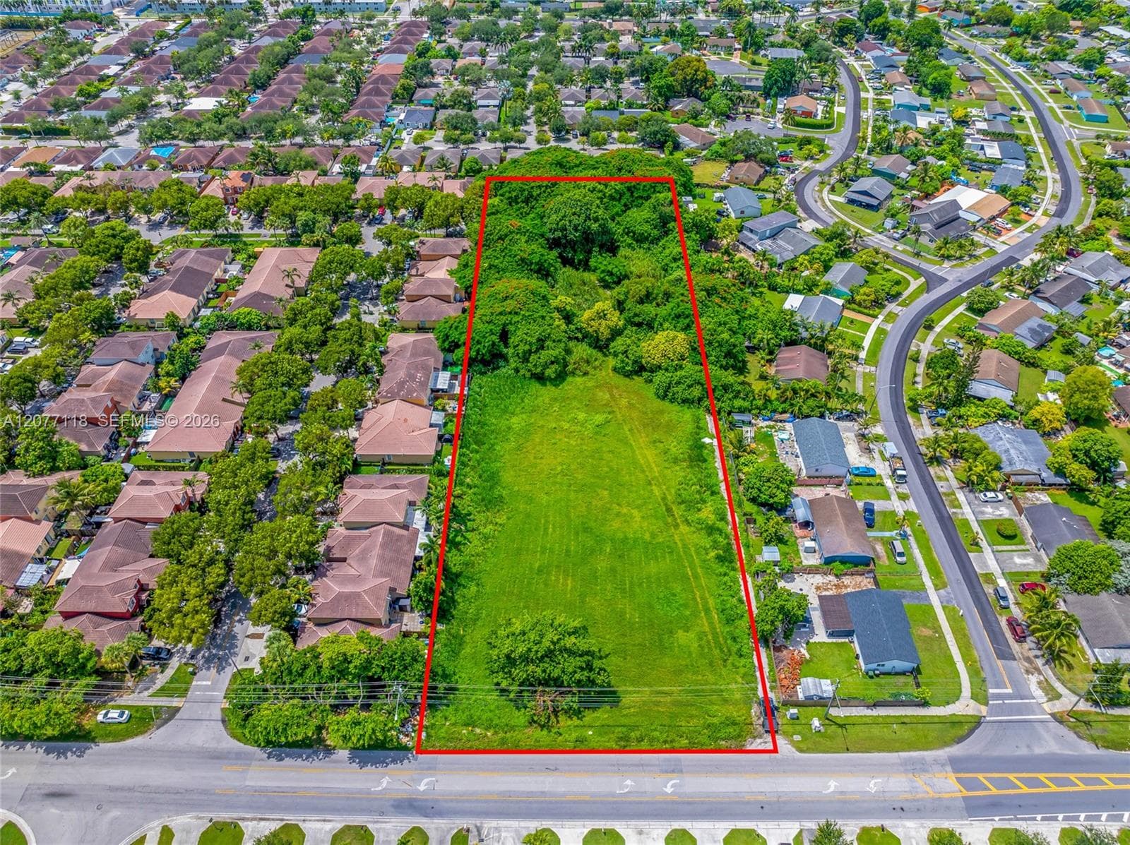 1560 W Mowry Dr, Homestead, FL 33030 photo 3