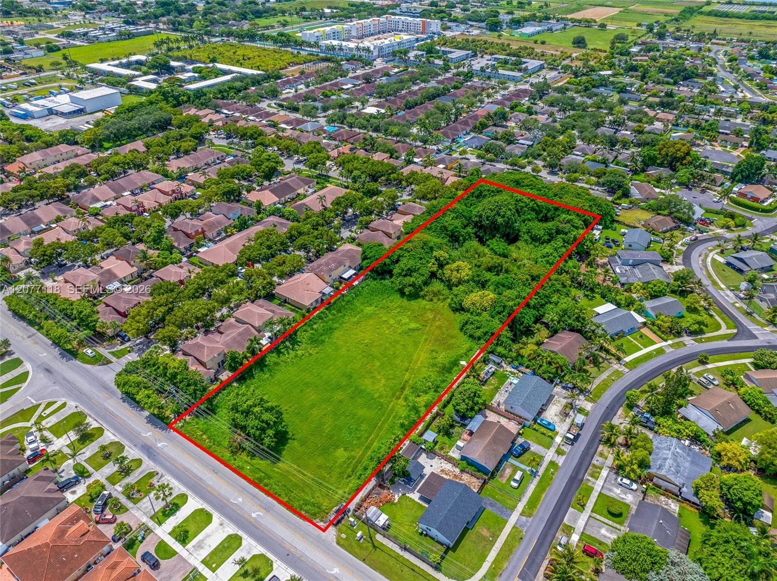 1560 W Mowry Dr, Homestead, FL 33030 photo 4