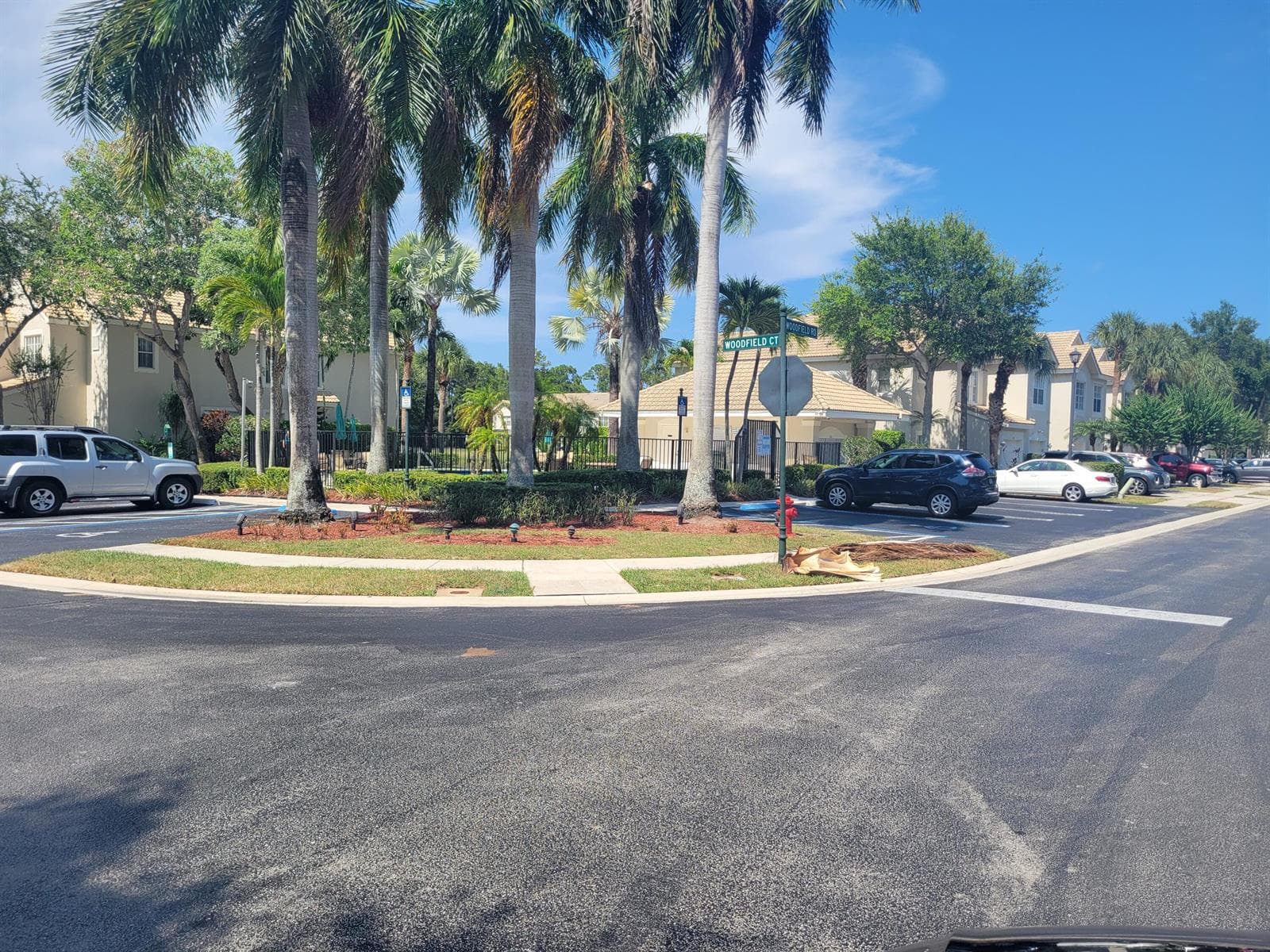 1042 Woodfield Road, FL 33415 photo 3