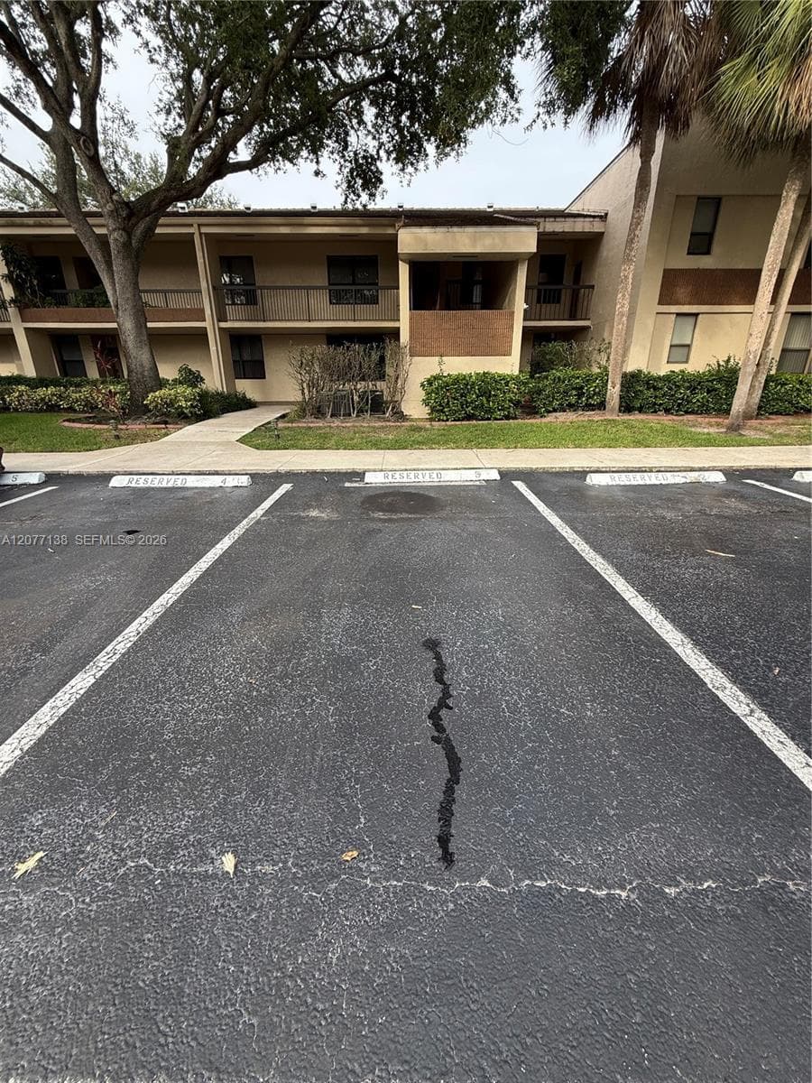 40 NW 76th ave # 205-1, Plantation, FL 33324 photo 2