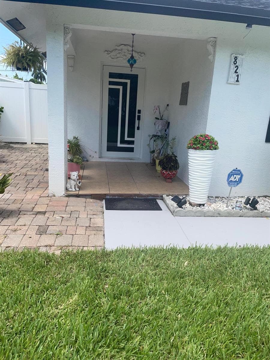 821 Hampton Road, West Palm Beach, FL 33405 photo 4