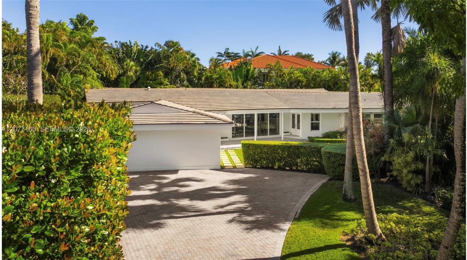 335 Harbor Dr, Key Biscayne, FL 33149 photo 2