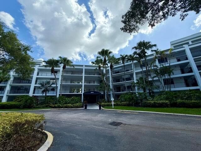 16141 W BLATT Boulevard # 413, Weston, FL 33326