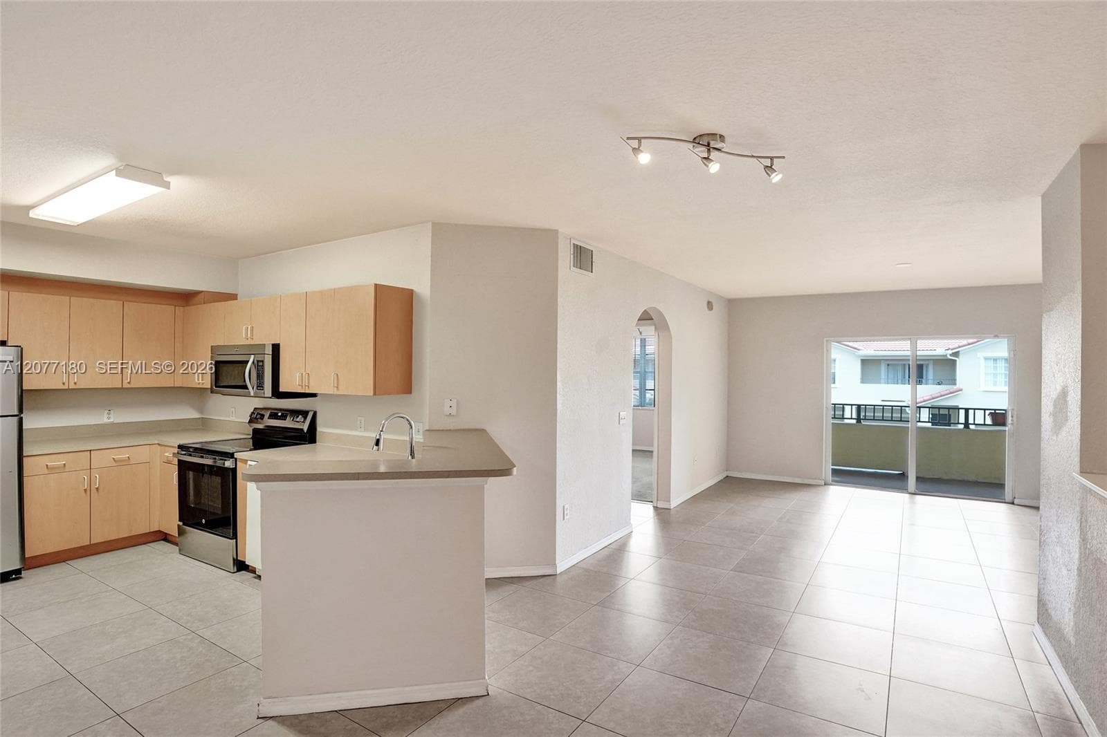 202 Belmont Ln # 202, North Lauderdale, FL 33068 photo 5