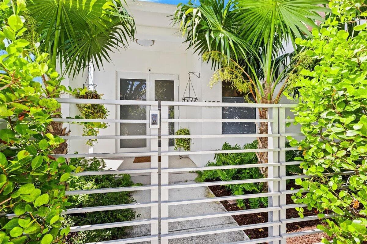1255 NE 18TH Avenue, Fort Lauderdale, FL 33304 photo 4
