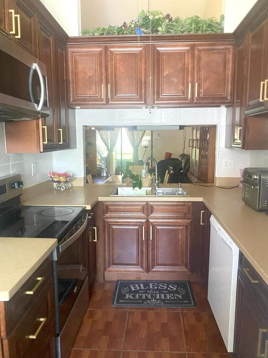 1040 PARKSIDE GREEN Drive # C, FL 33415 photo 3