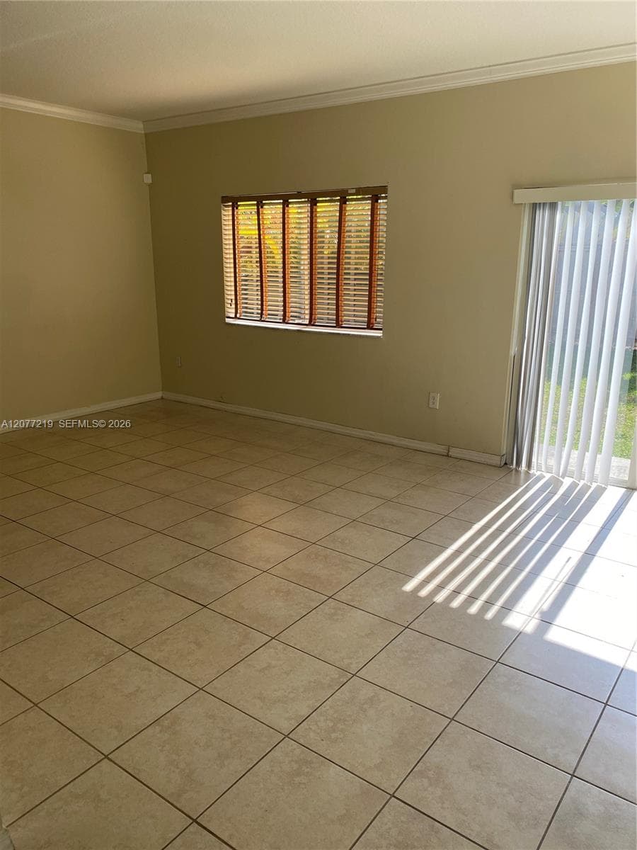 14503 SW 158th Ct, Miami, FL 33196 photo 5
