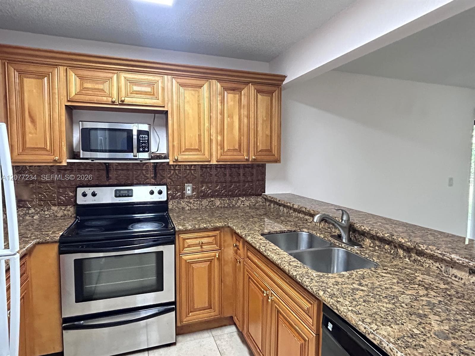 1525 Lake Crystal Dr # D, West Palm Beach, FL 33411 photo 4