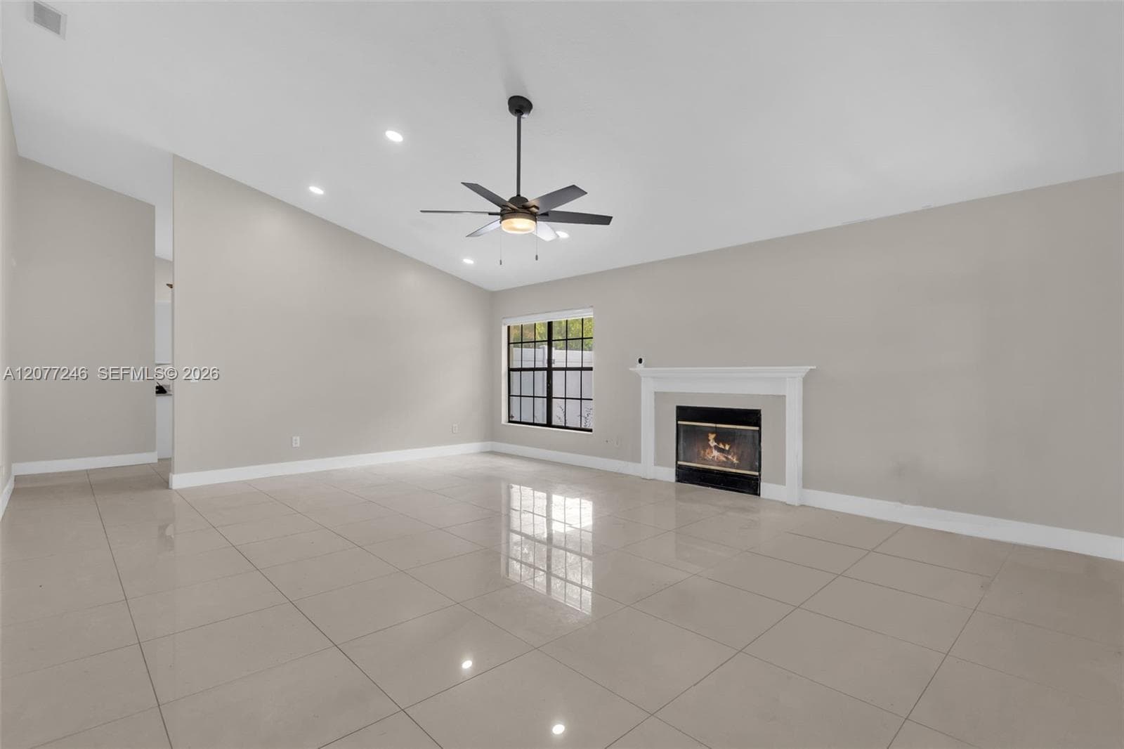 1486 Hyde Park Dr, Other City - In The State Of Florida, FL 32792 photo 5