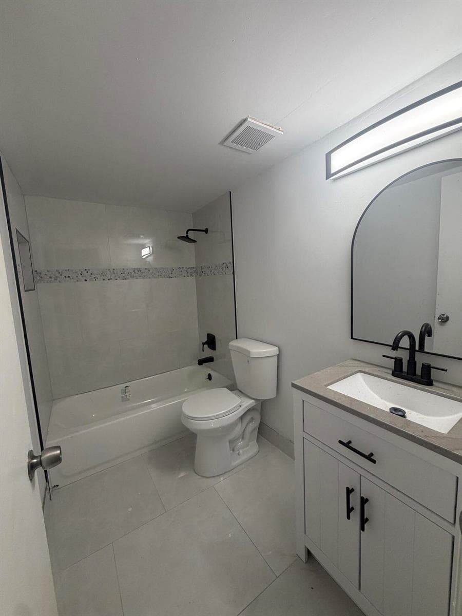 1303 NW 8TH Avenue, Fort Lauderdale, FL 33311 photo 2