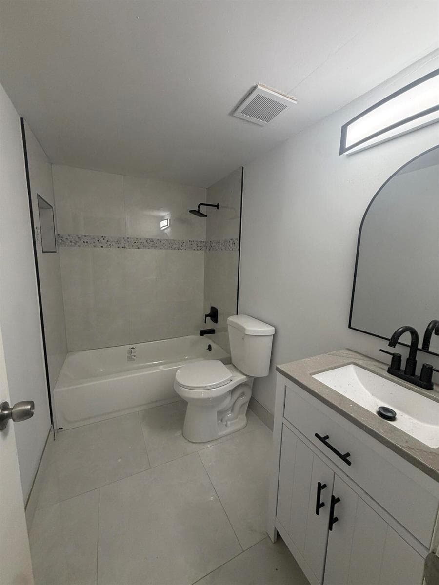 1303 NW 8TH Avenue, Fort Lauderdale, FL 33311 photo 4