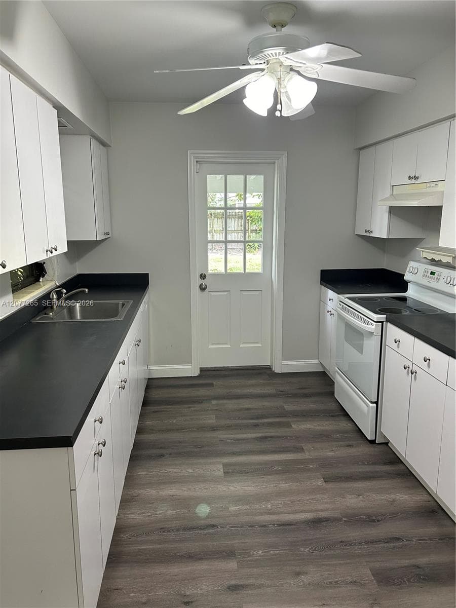 7415 SW 117th St, Pinecrest, FL 33156 photo 2