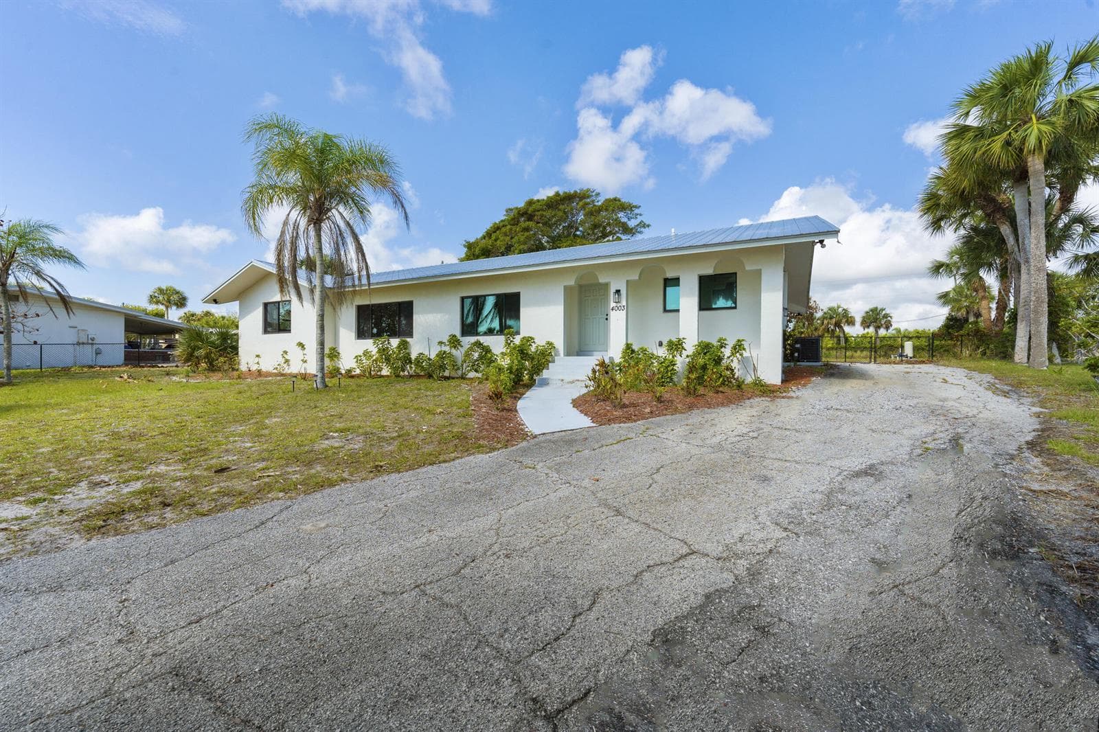 4003 S Indian River Drive, Fort Pierce, FL 34982 photo 3